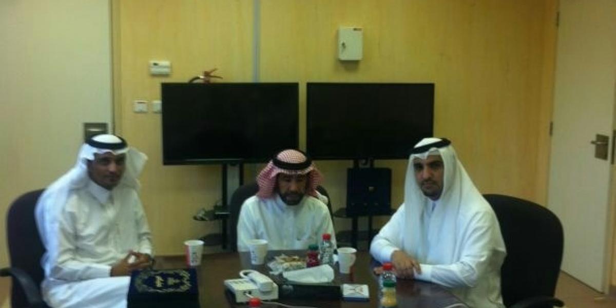المشرف على عمادة كلية الصيدلة يزور قسم المعامل والمختبرات بمستشفى الدوادمي العام جامعة شقراء