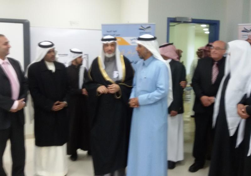 سعادة مدير الجامعة د.عدنان بن عبد الله الشيحة يشارك قسم التربية الخاصة بالاحتفال باليوم العالمي للإعاقة