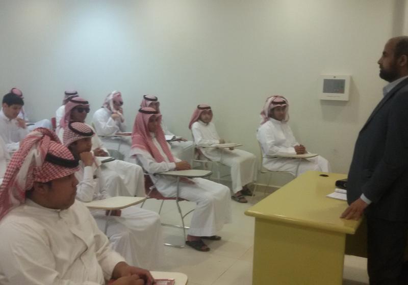 ندوة بعنوان (صلة الأرحام) للدكتور علي سند