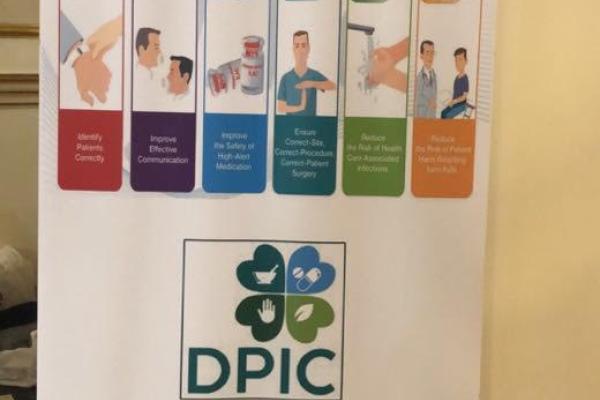 كلية الصيدلة تشارك في البرنامج السعودي لسلامة المرضى